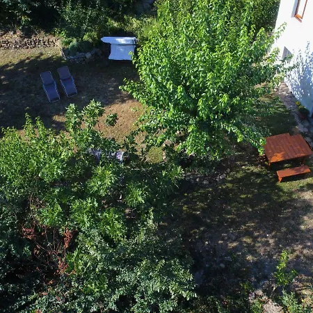 Quaint Farmhouse In Barchi With Garden, Bbq, Fireplace Hébergement de vacances
